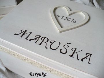 Dřevěná vzpomínková bedýnka s patinou