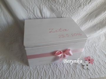 Dřevěná vzpomínková bedýnka s patinou