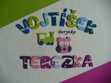 Dřevěná písmenka "s linkou a stříbrným zdobením"