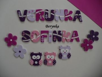 Dřevěná písmenka "s linkou a stříbrným zdobením"