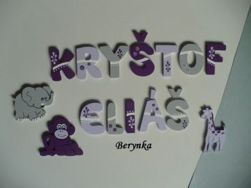 Dřevěná písmenka "s linkou a stříbrným zdobením"