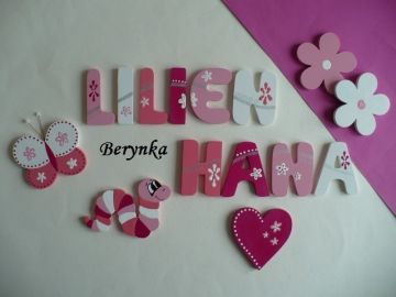 Dřevěná písmenka "s linkou a stříbrným zdobením"