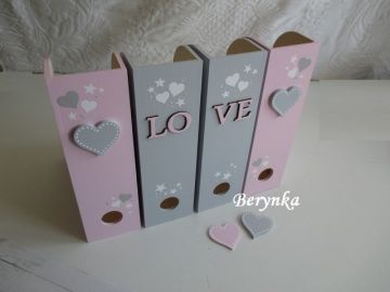 Dřevěný šanon se srdíčkem