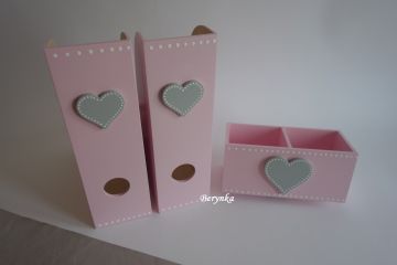 Dřevěný šanon se srdíčkem