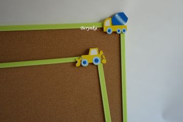 Nástěnka s dopravními prostředky