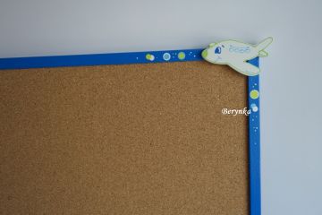 Nástěnka s dopravními prostředky