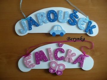 Jmenovka s autíčkem