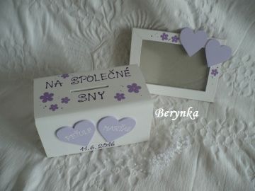 Svatební pokladnička se srdíčky a kytičkami