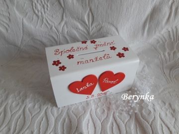 Svatební pokladnička se srdíčky a kytičkami