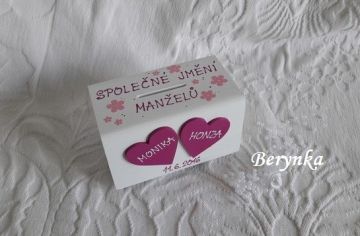 Svatební pokladnička se srdíčky a kytičkami