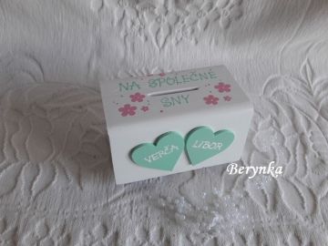 Svatební pokladnička se srdíčky a kytičkami