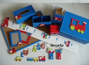 Dřevěné dekorace - modrá a červená