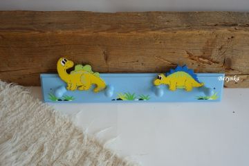 Dětský věšák s dinosaury