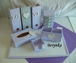 Dřevěné dekorace - LOVE