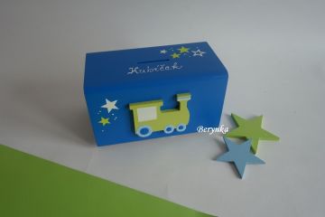 Dřevěná pokladnička s mašinkou