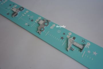 Dětský metr s traktorem