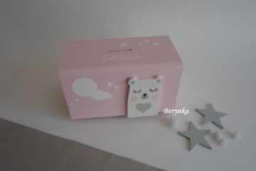 Pokladnička v nordic stylu s medvídkem