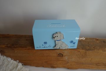 Dřevěná pokladnička s pejskem