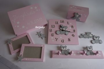 Dřevěné dekorace - pudrově růžové s medvídkem