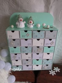 Adventní kalendář mátový se sněhuláčky