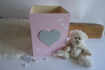 Odpadkový koš se srdíčkem