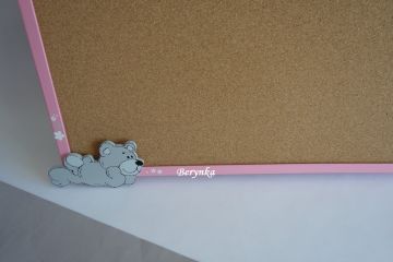 Nástěnka s medvídkem