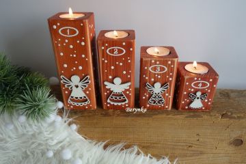 Adventní svícny s andělíčky - různé barvy