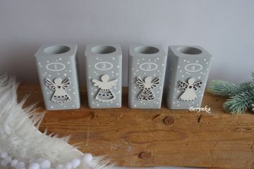 Dřevěné adventní svícny