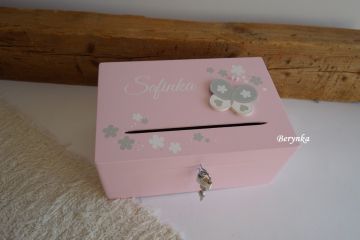 Dřevěná bedýnka - pokladnička