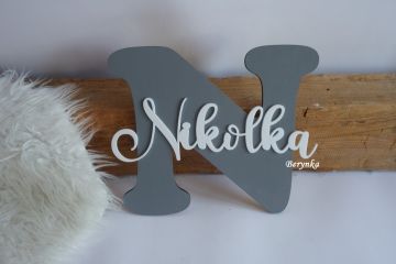 Dřevěné písmeno se jménem