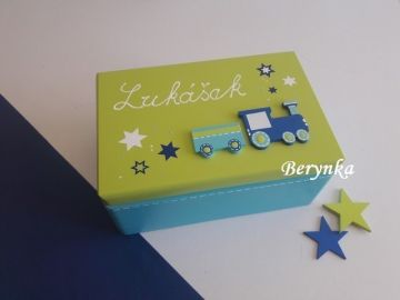 Dřevěná bedýnka s mašinkou - různá provedení