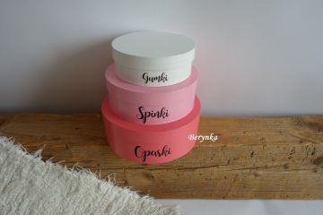 Sada kulatých krabiček