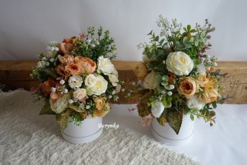 Květinová vazba - flower box - skladem