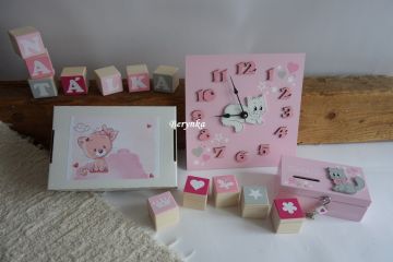 Dřevěné kostičky šedo-růžové