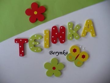 Dřevěná písmenka "puntíkatá"