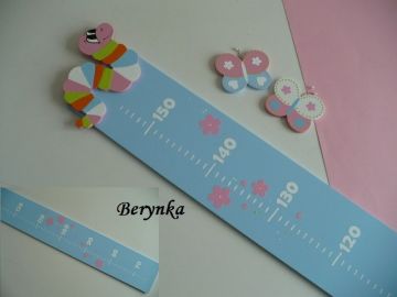 Dětský metr se žížalkou