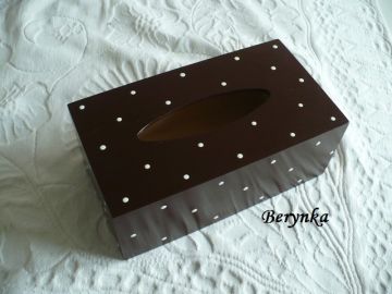 Krabička na kapesníky - puntíkatá