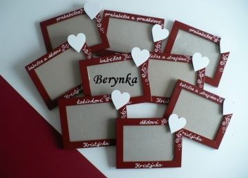 Dřevěný fotorámeček se srdíčkem