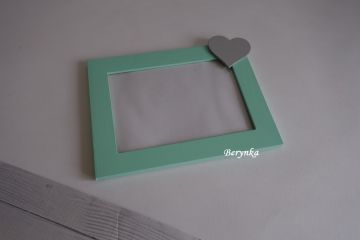 Dřevěný fotorámeček se srdíčkem