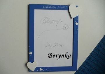 Dřevěný fotorámeček se srdíčkem