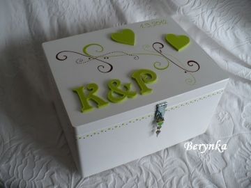 Svatební bedýnka se srdíčky a písmenky