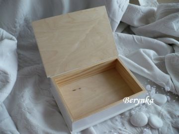 Svatební krabička s kytičkou