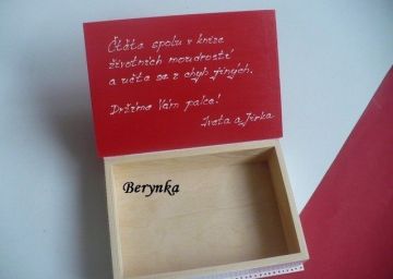 Svatební krabička s kytičkou