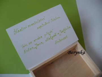 Svatební krabička s kytičkou