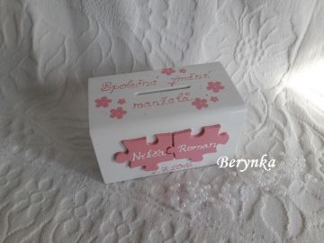 Svatební pokladnička s puzzle a kytičkami