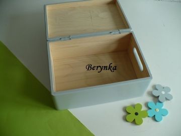 Dřevěné dekorace - v pastelových barvách