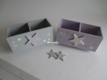 Dřevěný stojánek na tužky s hvězdičkou