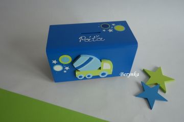 Dřevěná pokladnička s míchačkou