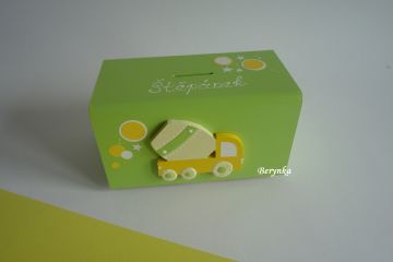 Dřevěná pokladnička s míchačkou