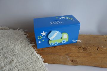 Dřevěná pokladnička s míchačkou